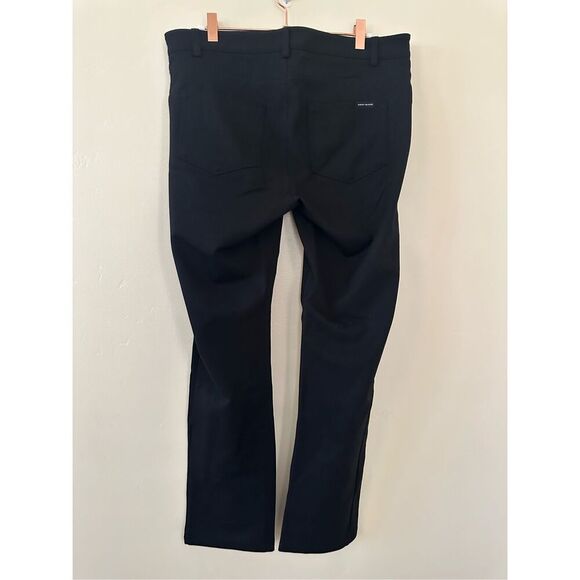 DKNY Black Straight Leg Stretch Jeans Size Medium NWOT - Picture 3 of 5